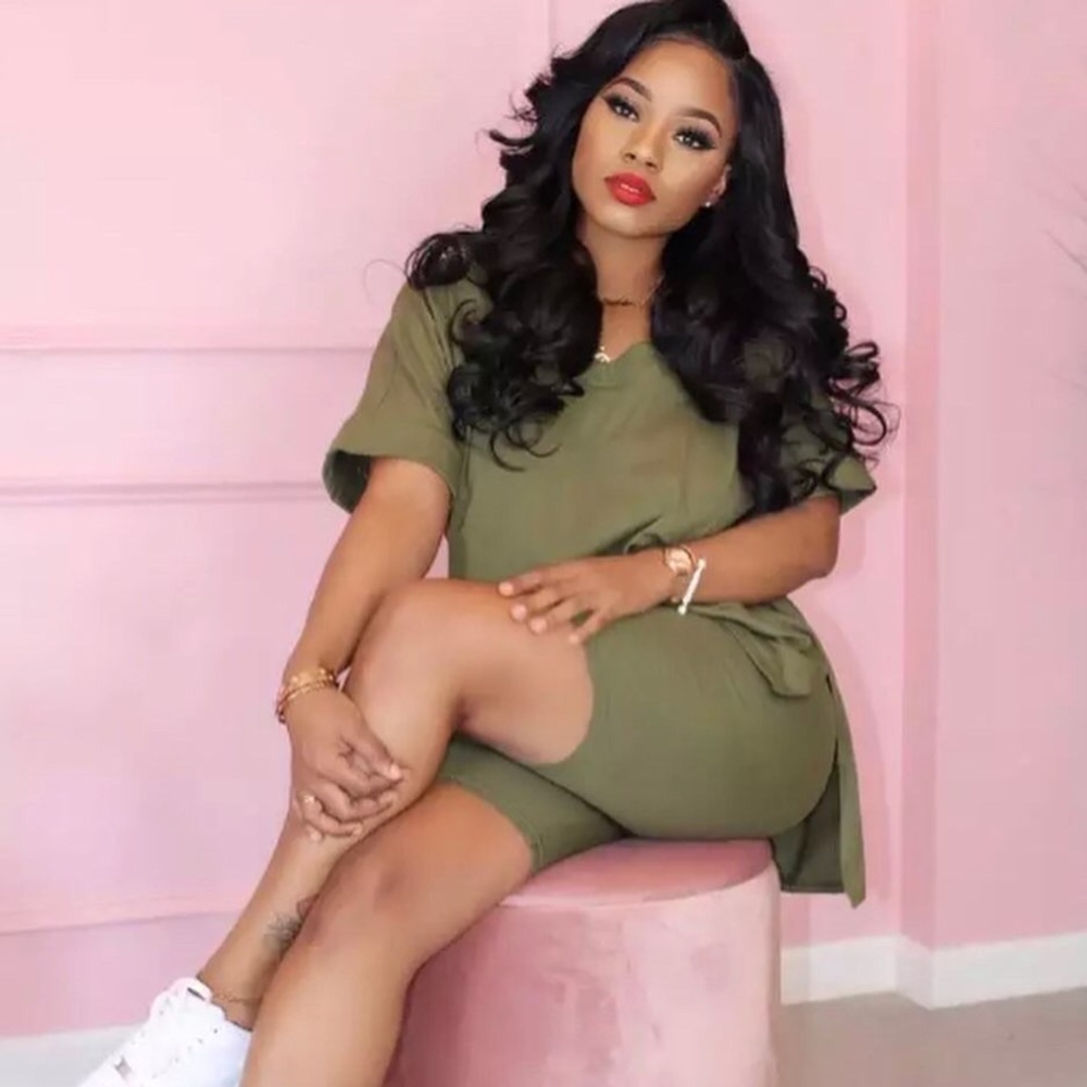Woman’s Short Sleeve Solid V-Neck 2 piece set